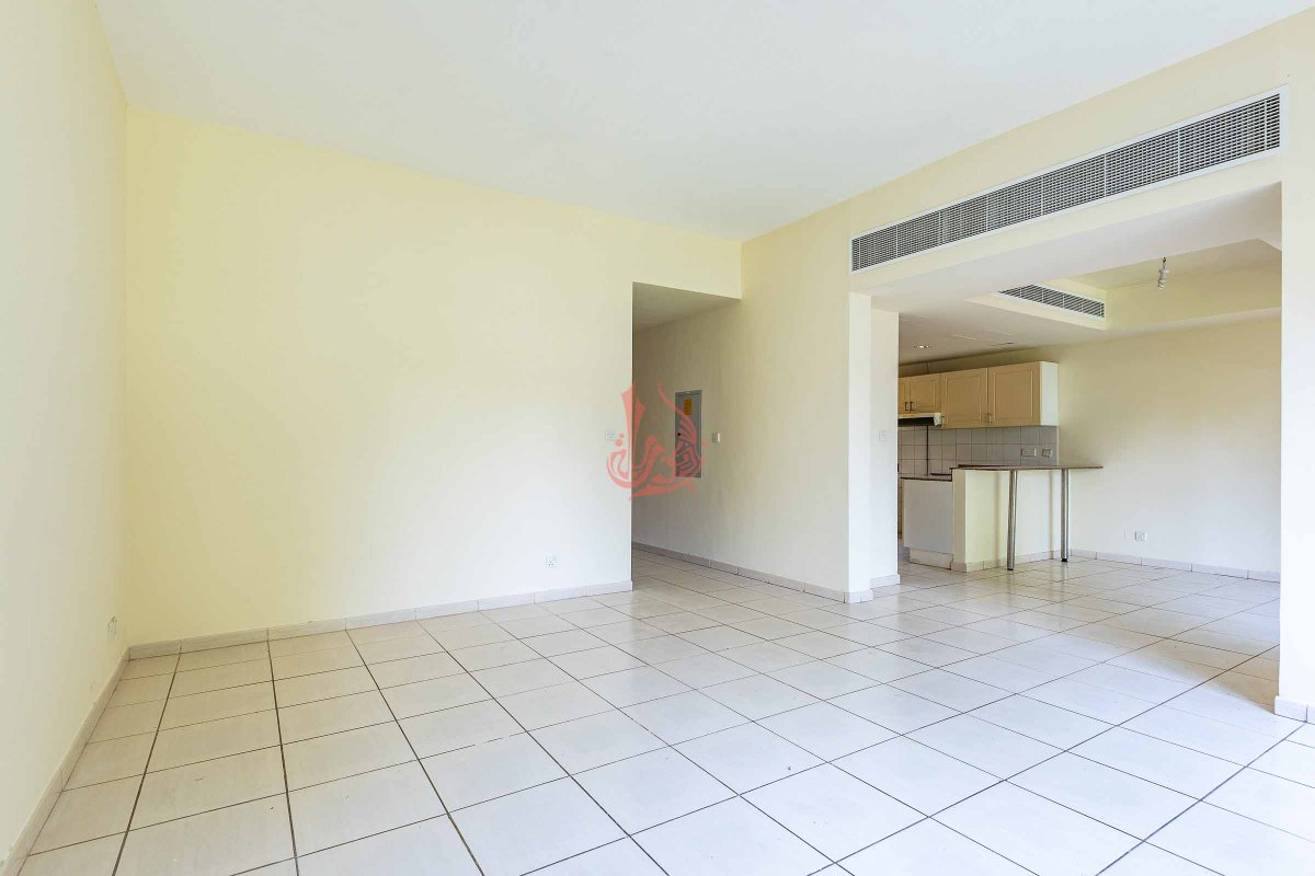 Spfrealty's tweet photo. The ideal home for a family w/ children. This unique &amp; spacious Spring villa features beautiful views w/c connects you to the heartbeat of the community, plenty of natural light, &amp; a lush private garden w/ immediate access to the pool, playground &amp; fitness area.

DM for more info https://t.co/UCI3P6IT6P