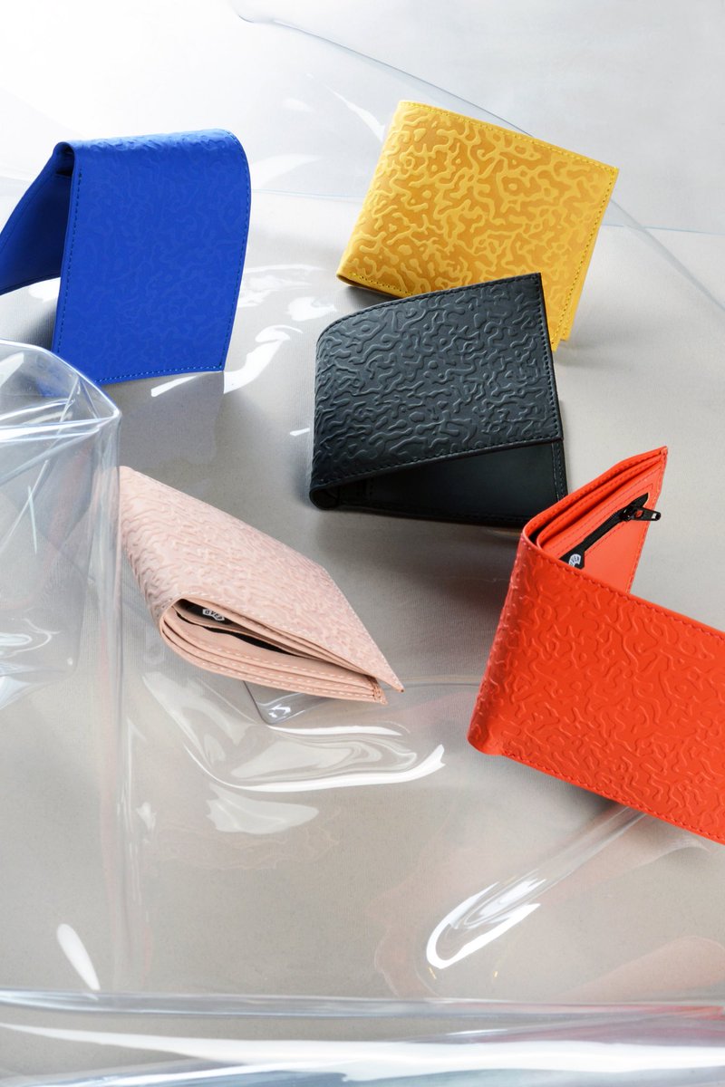 OverClothing's tweet photo. “Coral” - New leather wallet drop. Available on https://t.co/TTKeq3QHLC and https://t.co/saefwamALq https://t.co/FzJMhsBFYJ