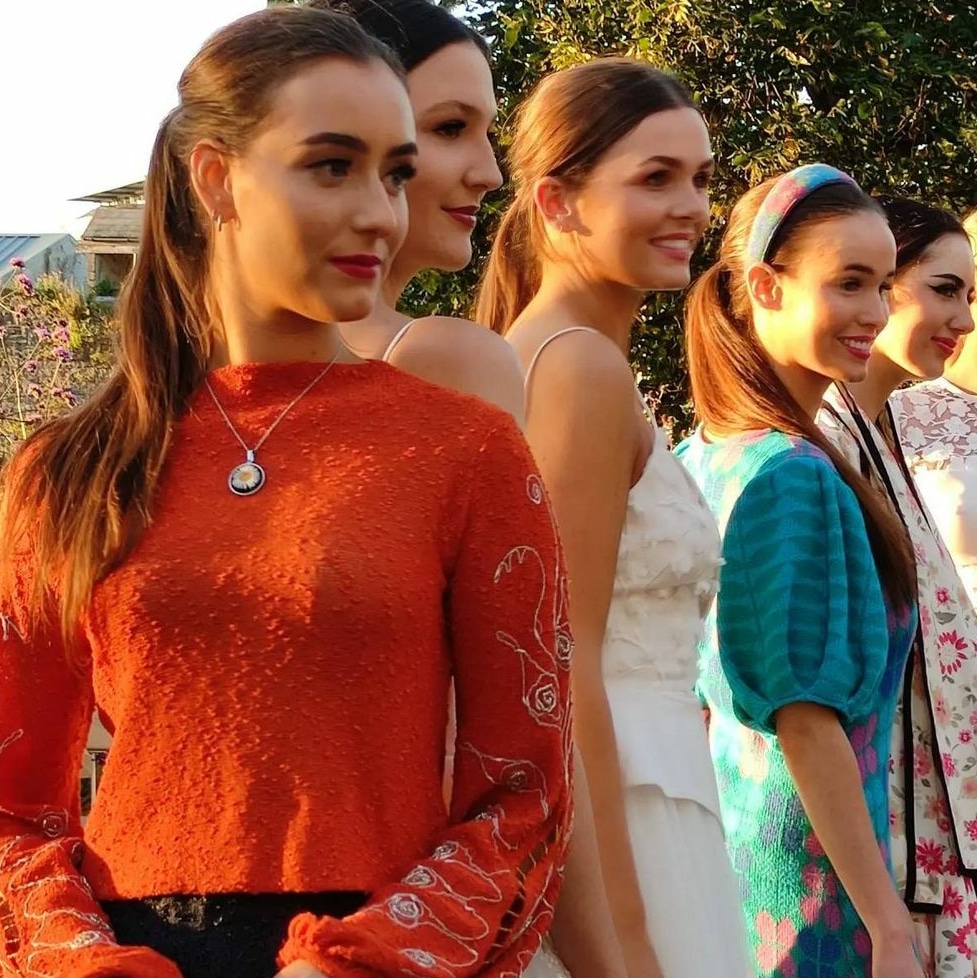carolineknits's tweet photo. From the recent #fashionshow at @HuntMuseum - my #spice jumper with #handbeaded #embroiderd sleeves ~the #necklace is by @flowerbeauty 🧡
#irishdesign #supportirishdesigners #knit #knitwear #loveirishknitwear #madeinlimerick https://t.co/kegkNKRZtz