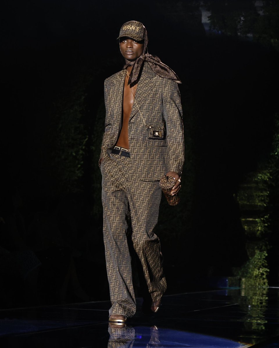 Versace's tweet photo. Fendi by Versace - “It’s a first in the history of fashion: two designers having a true creative dialogue that stems from respect and friendship. It led to us swapping roles to create two collections.” #DonatellaVersace 

#VersaceFendiSwap #Fendace #MFW https://t.co/2Eff28OsGv
