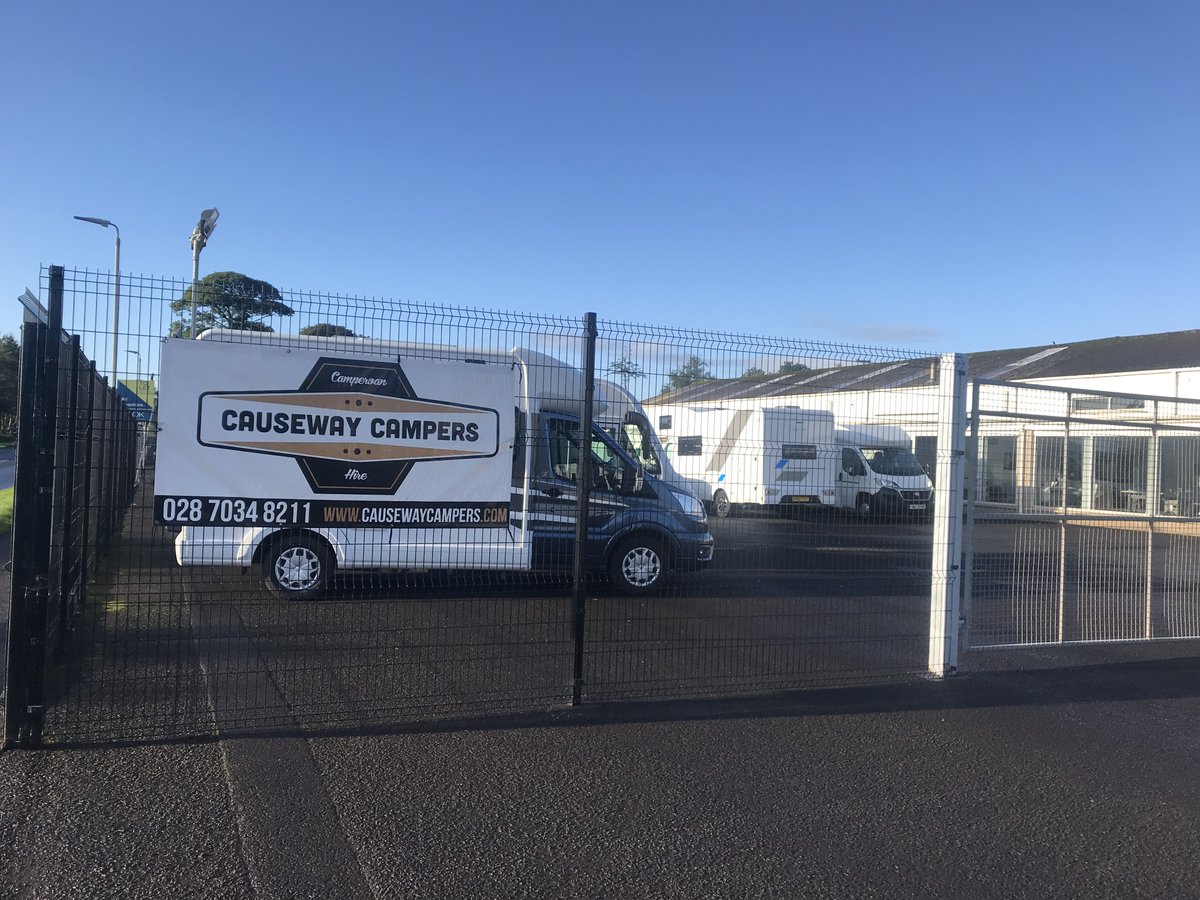 The sun is out and we’re offering 3 night rentals and reduced rates … Come on autumn!😍