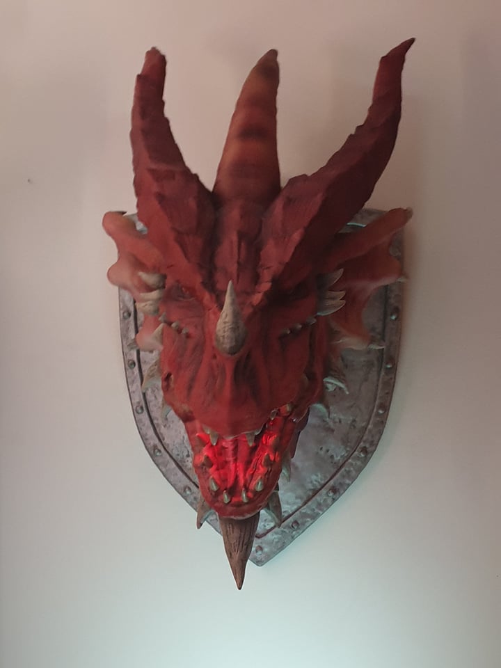 fa3hunter's tweet photo. finally mounted my back up dragon #dnd #fantasybackgrounds https://t.co/kPaLNxzV4E