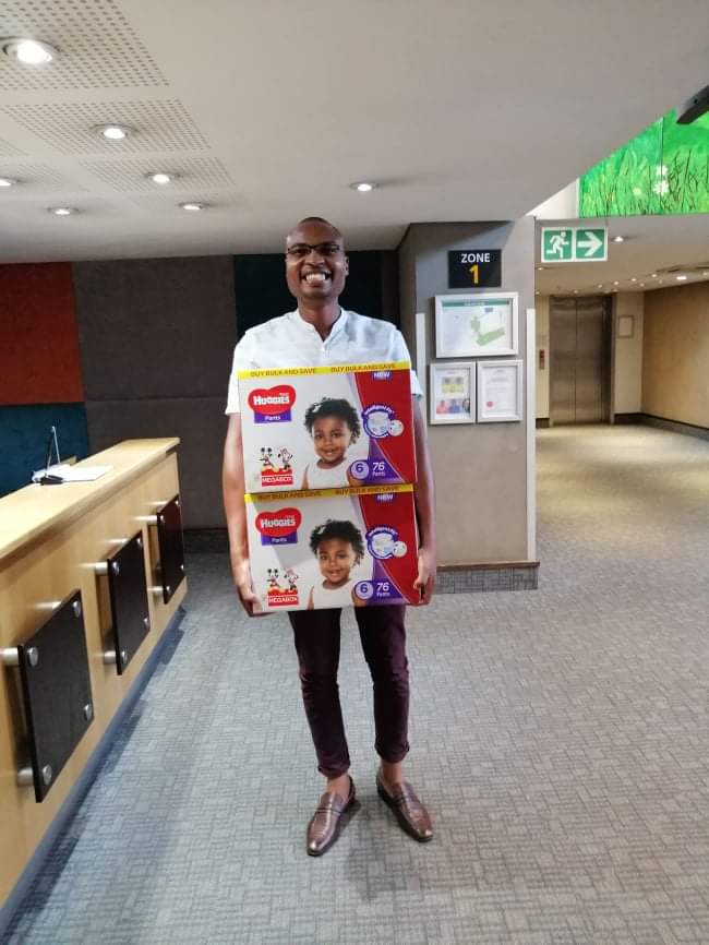 IamThapelo's tweet image. Happy birthday @vowfm 🎉🎉🎉🎉🎉🎉🎉🎉🎉🎉🎉

As a Dad to a 7-month old son, I would buy nappies, wipes &amp;amp; Tee-jel for him since he has started teething
#VOWFM11

@TAKEALOT
