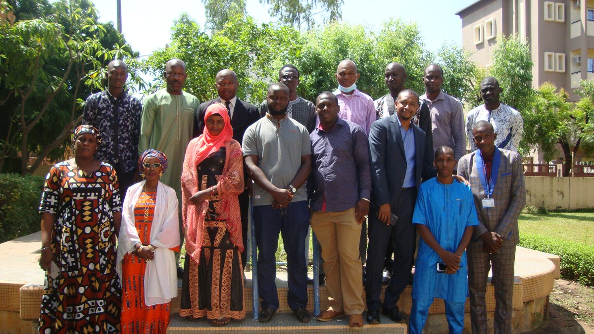 afristat_org's tweet photo. AFRISTAT assure une formation sur #SPSS au Mali dans le cadre du projet G5 Sahel Stat, du 27 au 30 septembre 2021. #AFRISTAT, #G5SAHEL, #Mali, #INSTAT https://t.co/PcAaAhJJen