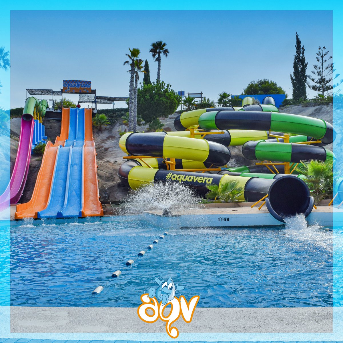 Al entrar a nuestra zona de atracciones, estas son las primeras que ves😲, nuestro Kamikaze, Aquodromo y los Black Holes, los tres son muy distintos pero llenos de diversión.💥💙😍