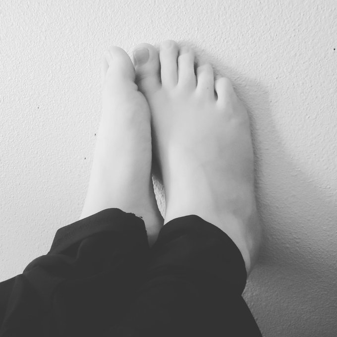 My feet hurt 😞   #footfetısh #kink #lifestyle #seekingsugardaddy #bbg #fun #sexyfeet https://t.co/ua<a href="/tag/footfet%C4%B1sh"class="tags">#footfetısh</a><a href="/tag/kink"class="tags">#kink</a><a href="/tag/lifestyle"class="tags">#lifestyle</a><a href="/tag/fun"class="tags"><span>#fun</span></a><a href="/tag/sexyfeet"class="tags"><span>#sexyfeet</span></a><a href="/tag/bbg"class="tags"><span>#bbg</span></a><a href="/tag/seekingsugardaddy"class="tags"><span>#seekingsugardaddy</span></a>