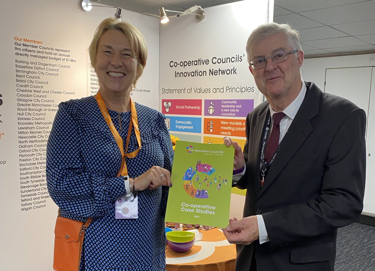 CoopInnovation's tweet photo. Thank you to @fmwales for visiting the #CoopCouncils stand at #Lab19 today.

There’s lots of innovation happening across 🏴󠁧󠁢󠁷󠁬󠁳󠁿 &amp; we’re proud to have @PEBradbury from @cardiffcouncil as Vice Chair of the #CoopCouncils Network

#OurCoopDifference https://t.co/sxDMsdaGnB