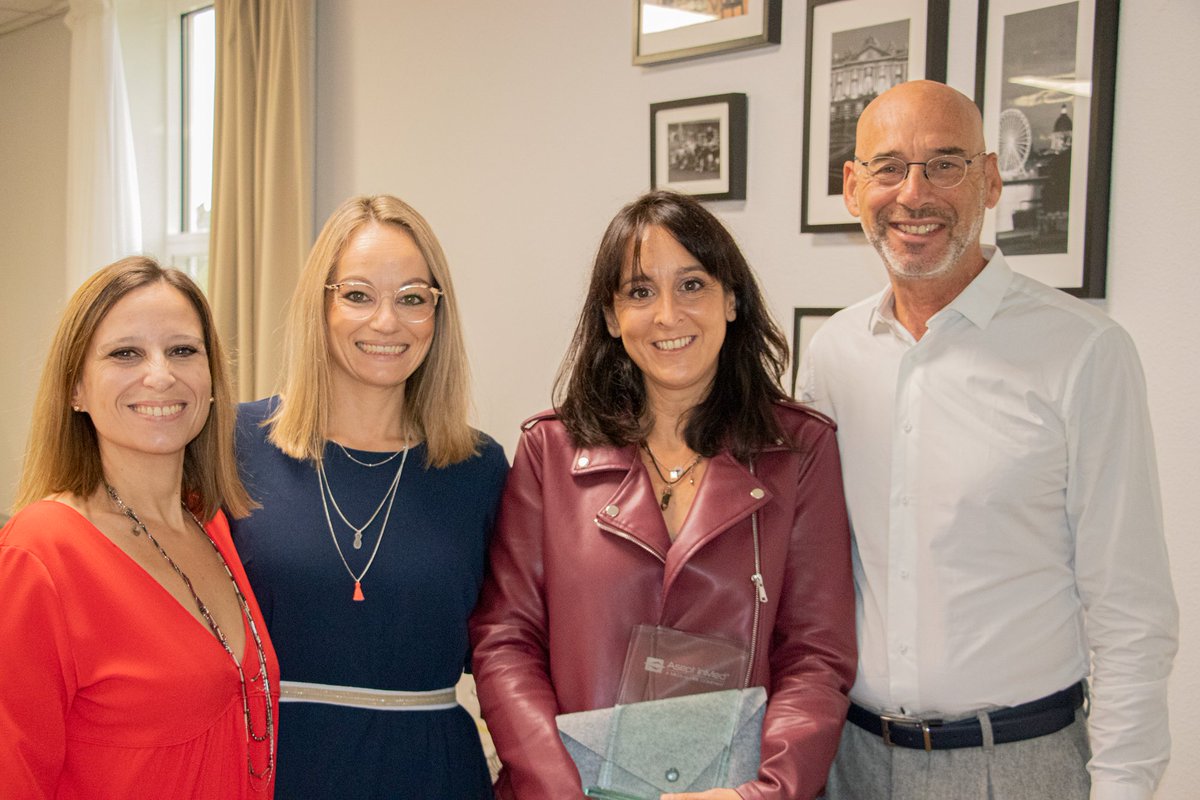 AseptInMed's tweet photo. Félicitations à notre collaboratrice Olivia Santucci - dédiée au service administration des ventes - qui passe le cap des 20 années passées au sein d'Asept InMed aujourd'hui !

#essentiellementsimple #simplementessentiel https://t.co/cZ7jD4oMiO