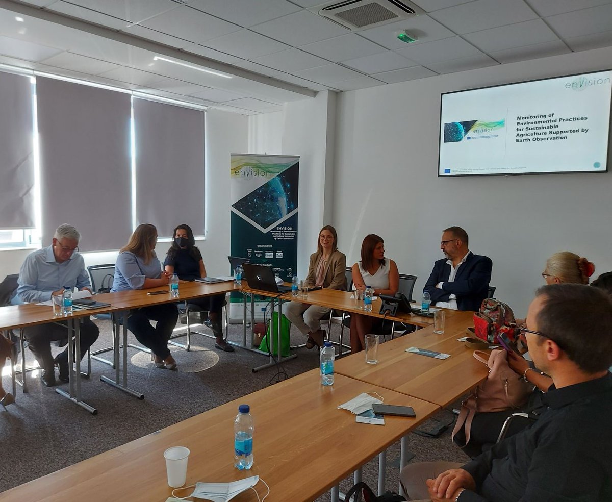 InoSens_rs's tweet photo. The #InoSens team, as a partner in the @EnvisionH2020, held a presentation of the project to the participants of the First ORGANIK FEST of Republika Srpska, an international festival of organic food in Banja Luka, presenting at the same time projects @dione_eu and @wateragri.๐พ https://t.co/UMyJi1XrjH