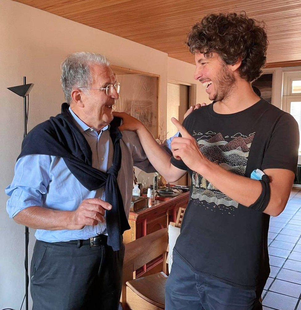 EsercitoCrucian's tweet photo. Non ho altro da aggiungere Vostro Onore https://t.co/IpuYyR1R8U
