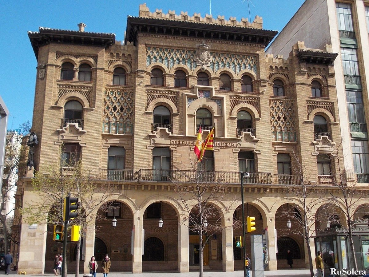 baetis77's tweet photo. A finales del siglo XIX y principios del XX Al Ándalus revive, al menos su arquitectura, al calor del orientalismo y el romanticismo. Ese interés por el pasado islámico permite el resurgimiento en forma de estilos como el neomudejar o el regionalismo andaluz https://t.co/Y6XBeCzw5h
