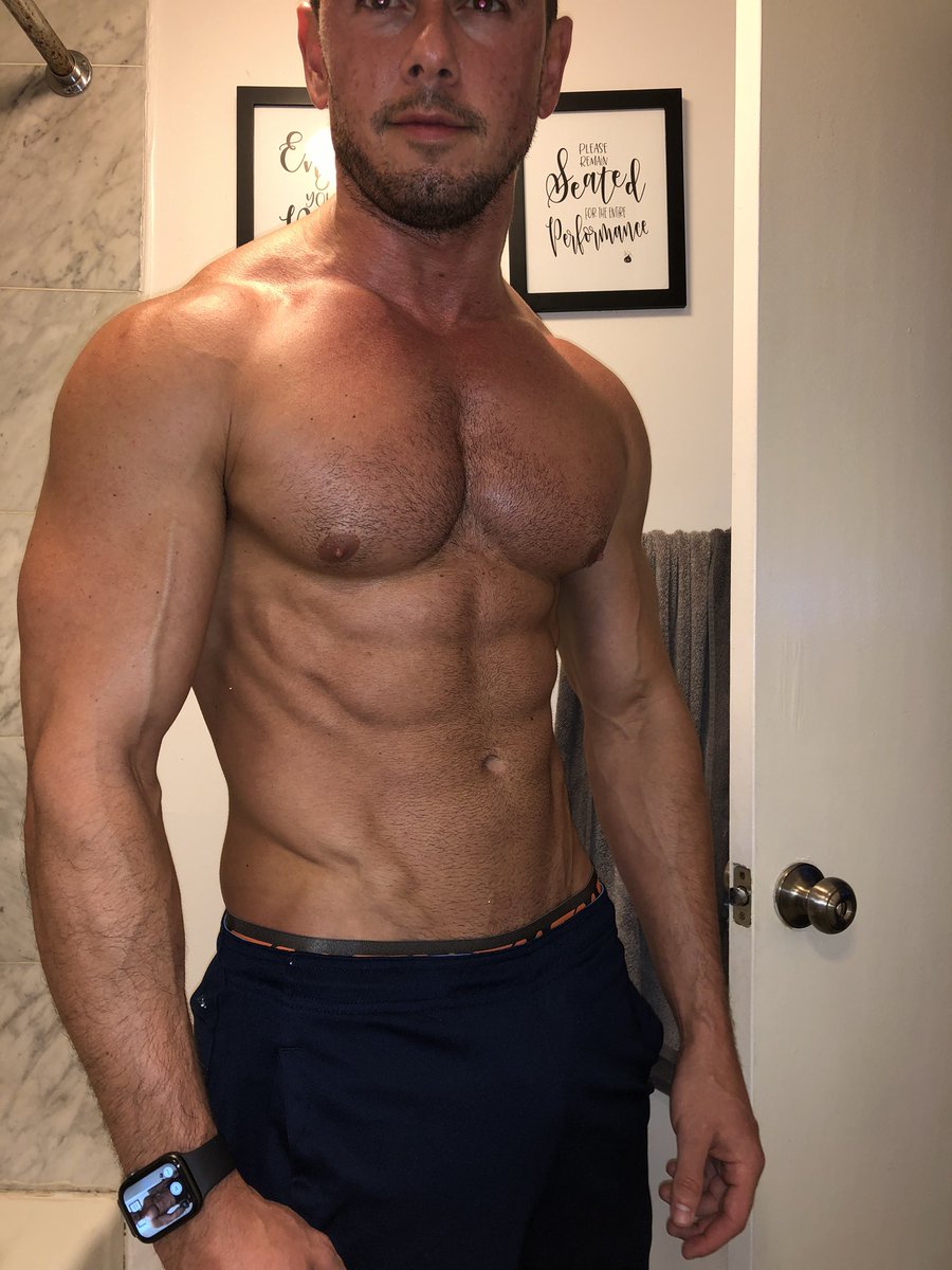danwelden's tweet photo. Good morning! #motivationmonday #dtfbody https://t.co/nVNLxPxxsN https://t.co/LxJZvrz0gg