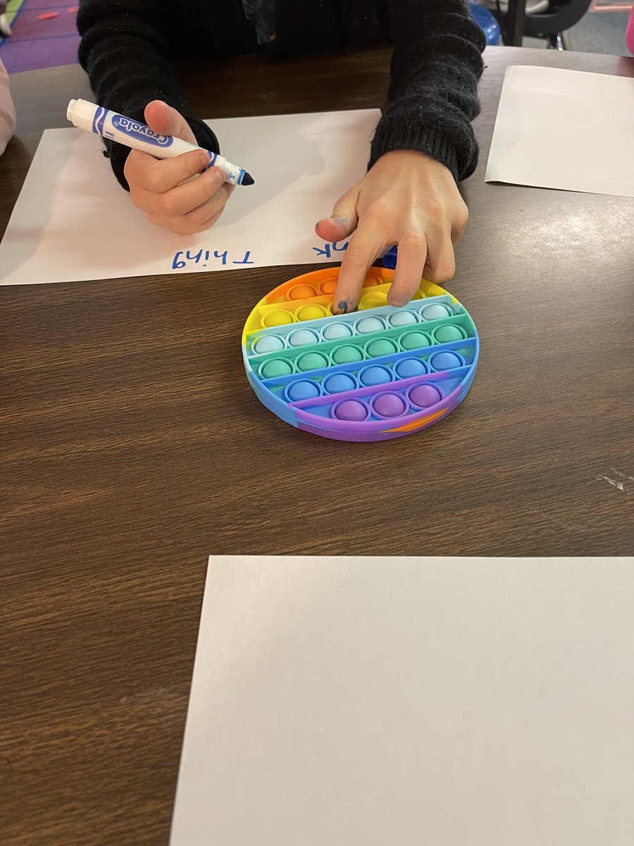 GHamilton1111's tweet photo. I/E was on fire today working on sh and th. So proud of these kiddos! 

#CelebrateNCE #CCSBetheone #2ndgraderocks #learningisfun #letterland #readersareleaders #phonics https://t.co/YMFcTsFbpJ