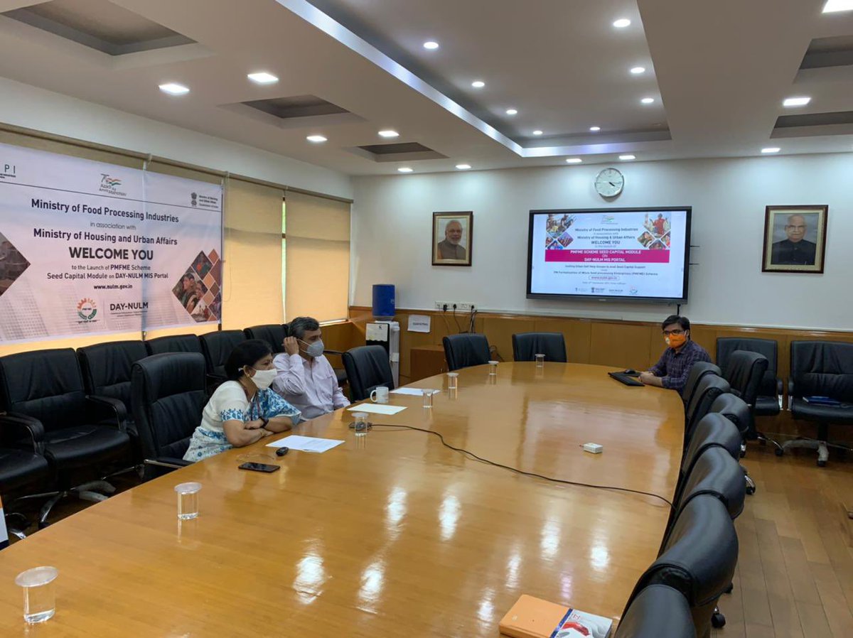 MOFPI_GOI's tweet photo. Secretary FPI, Smt Pushpa Subrahmanyam, Secretary MoHUA, Shri Durga Shankar Mishra &amp; Special Secretary FPI, Shri Manoj Joshi today jointly inaugurated the #PMFMEScheme Seed Capital Module on the DAY-NULM MIS Portal to support Urban Self Help Groups.
@PashupatiParas @prahladspatel https://t.co/Lsboqbk0IX