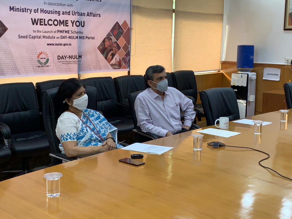 MOFPI_GOI's tweet photo. Secretary FPI, Smt Pushpa Subrahmanyam, Secretary MoHUA, Shri Durga Shankar Mishra &amp; Special Secretary FPI, Shri Manoj Joshi today jointly inaugurated the #PMFMEScheme Seed Capital Module on the DAY-NULM MIS Portal to support Urban Self Help Groups.
@PashupatiParas @prahladspatel https://t.co/Lsboqbk0IX