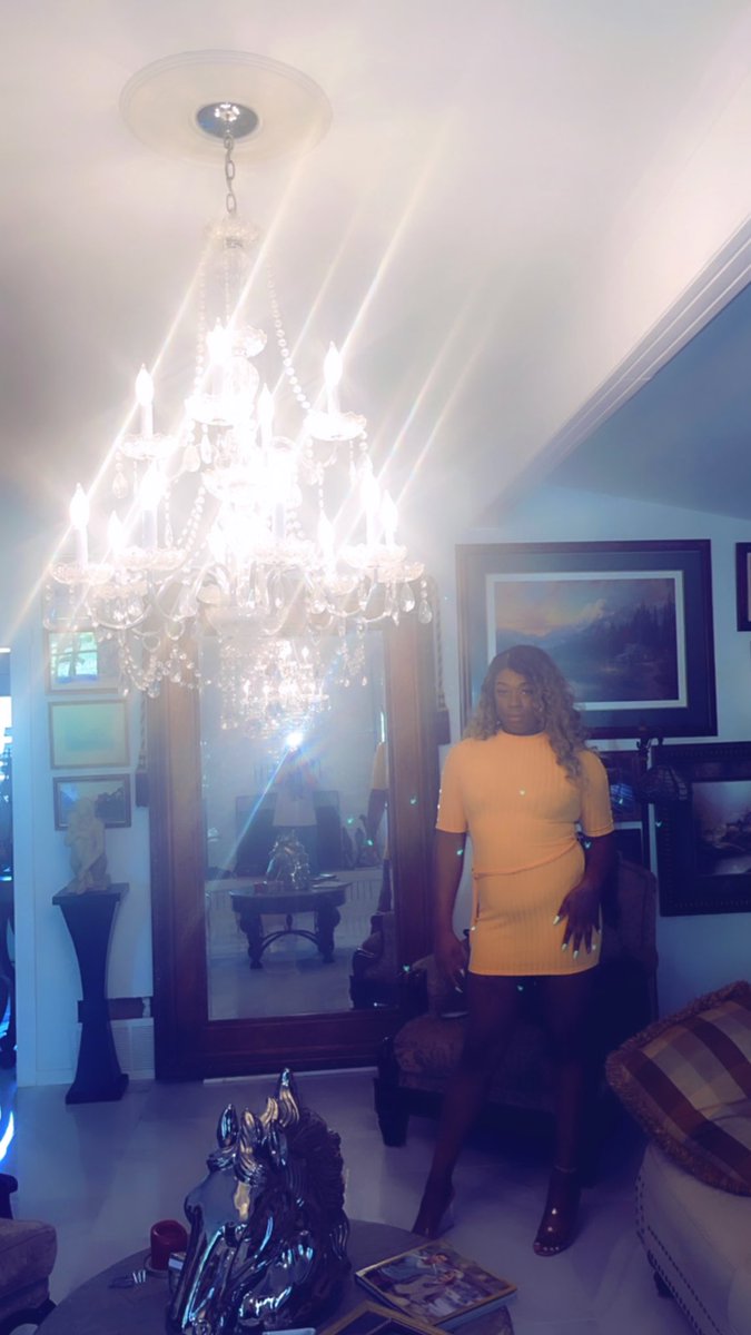 gavensbertmya's tweet photo. ✨ who am i ? iAm She &amp; She is me .. all in all: I’m everything …
#TheeGavensbert
#MyaRay
#MyaWithDaFyia
#ClockMeInImBoutToWork
#ClockMeInImAboutToWork https://t.co/427M1heCHT