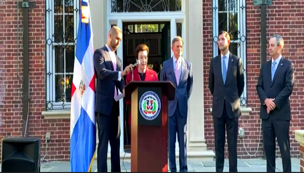 AMCHAMDR's tweet photo. ¡Inicia Semana Dominicana 2021!
#AmchamDR #Conectar #Representar #SemanaDominicana2021 #SEMDOM https://t.co/HZuBQH3kdK