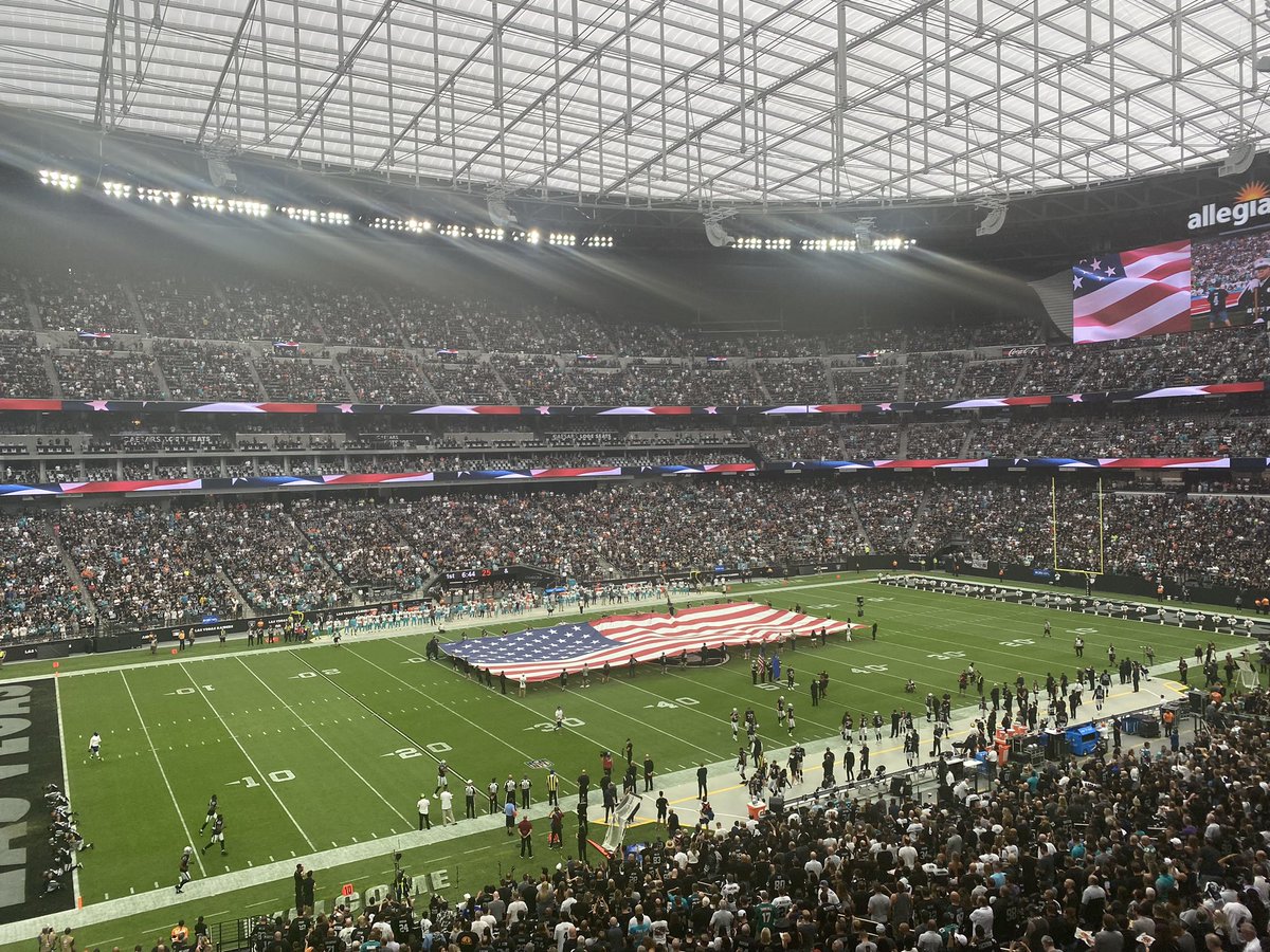 StephenACrystal's tweet photo. 🏈A great game at Allegiant Stadium as Las Vegas Raiders go 3-0! Communicating with my @sportemongo “family” via Telegram from field level.  They call me “Mr. Las Vegas” and I like it! Thank you ❤️❤️❤️❤️❤️❤️❤️❤️🏈#sgo,#lets_sgo,#crypto,#fanengagement https://t.co/zhJDQFnVKf