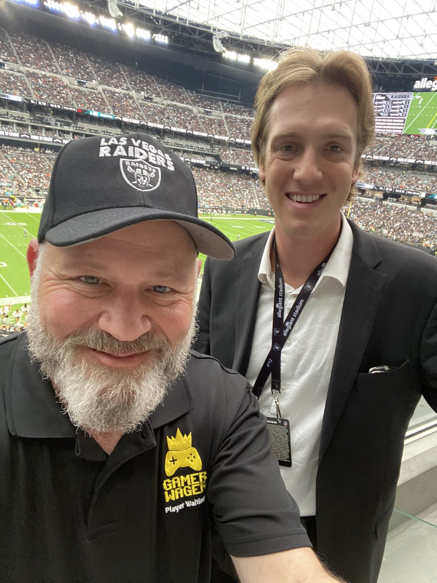 StephenACrystal's tweet photo. 🏈A great game at Allegiant Stadium as Las Vegas Raiders go 3-0! Communicating with my @sportemongo “family” via Telegram from field level.  They call me “Mr. Las Vegas” and I like it! Thank you ❤️❤️❤️❤️❤️❤️❤️❤️🏈#sgo,#lets_sgo,#crypto,#fanengagement https://t.co/zhJDQFnVKf