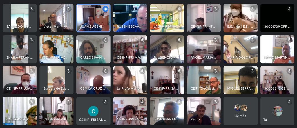 Más de 80 miembros de Direcmur preparan con mucha ilusión las próximas jornadas Innovaedum de forma presencial!!! Volvemos con mucho ❤. Gracias a <a href="/VictorMarinNav/">Víctor Marín Navarro</a> por su apoyo incondicional.