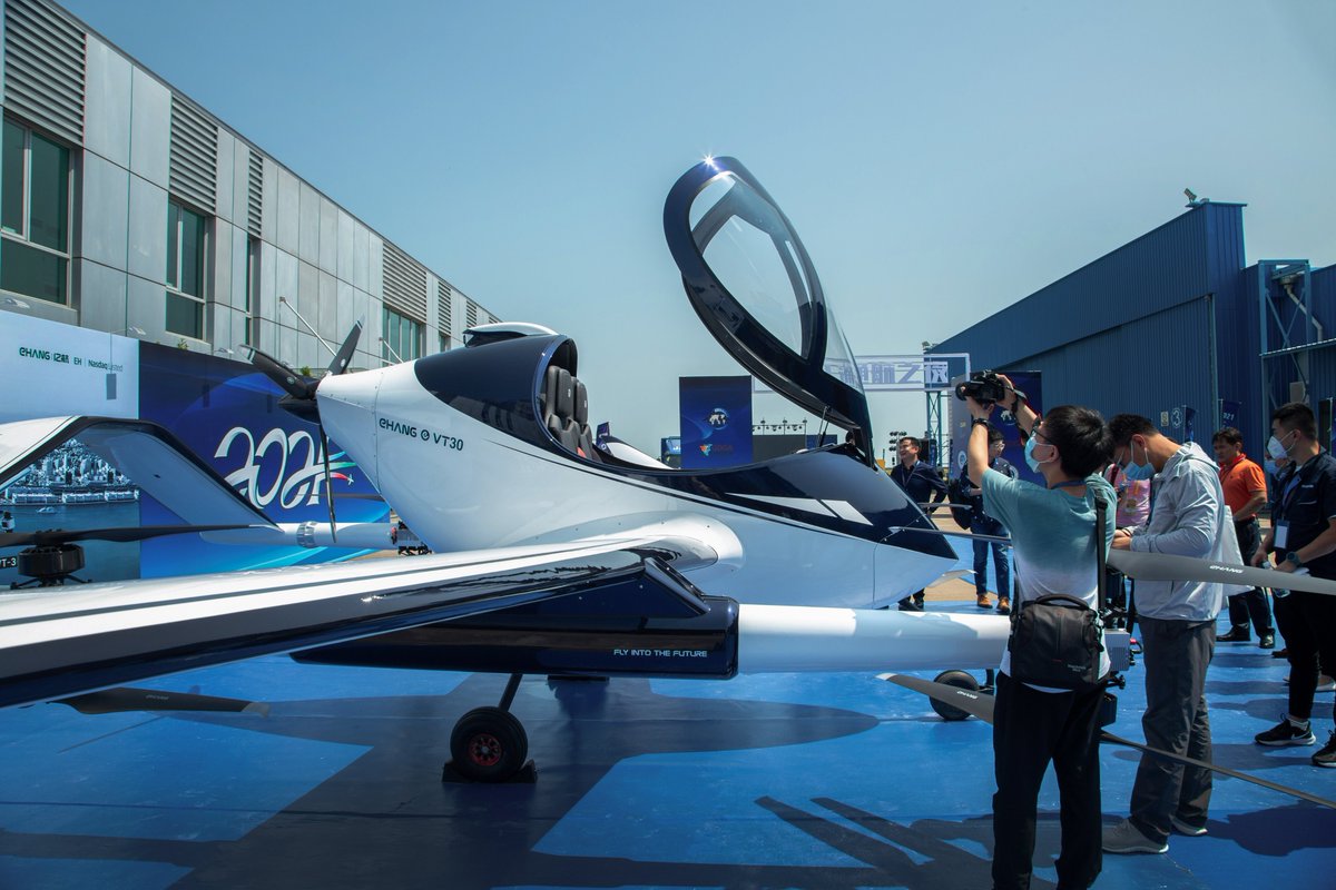 ehang's tweet image. Before the upcoming 13th China International Aviation and Aerospace Exhibition, #EHang's long-range dual-seat passenger-grade #AAV VT-30 made its global debut at the unveiling ceremony and exhibition at the Jiuzhou Airport in Zhuhai, Guangdong Province.
ehang.com/news/815.html
