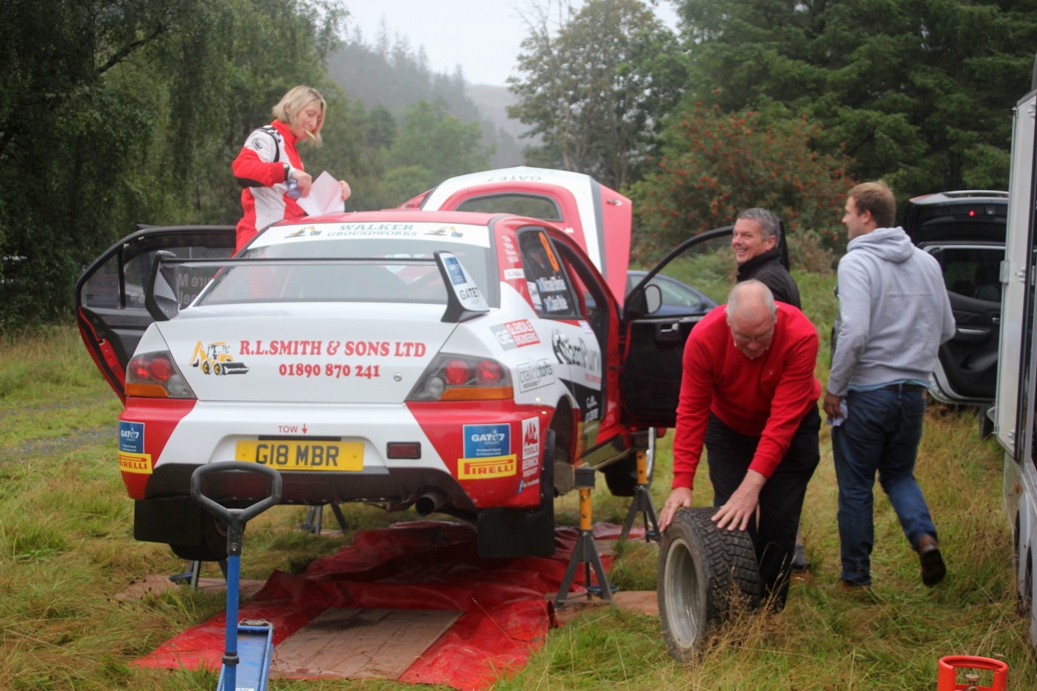 JohnFife1's tweet photo. Galloway Hills ... Goodness gracious, hasn't Claire grown?!! 
Anyway, that's the Class Roundup from the Armstrong Galloway Hills Rally in the mag now ... 
https://t.co/UBDyHi0xYk https://t.co/G3MC41iBU5