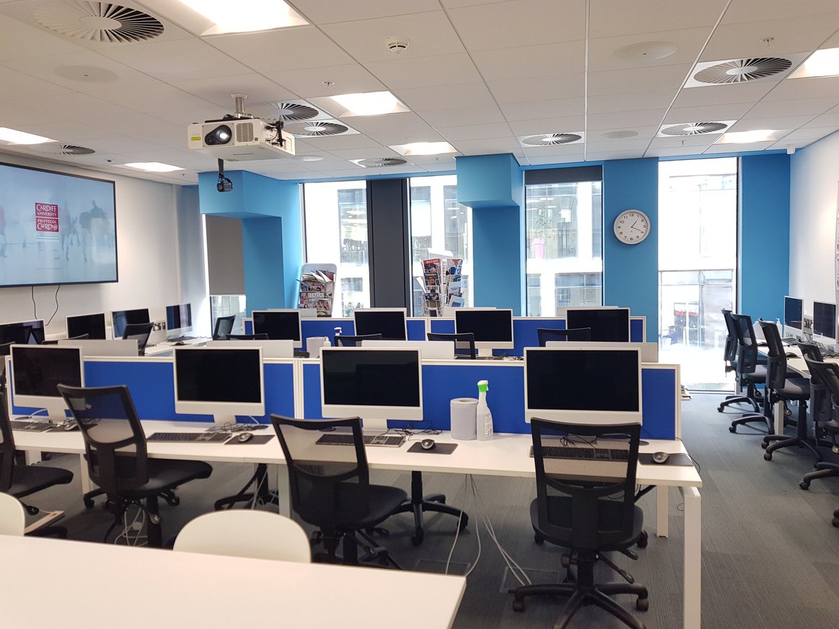 rosswclarke's tweet image. Calm before the storm on the first day of being a lecturer @CMaglab at @CardiffJomec #cardifftrained