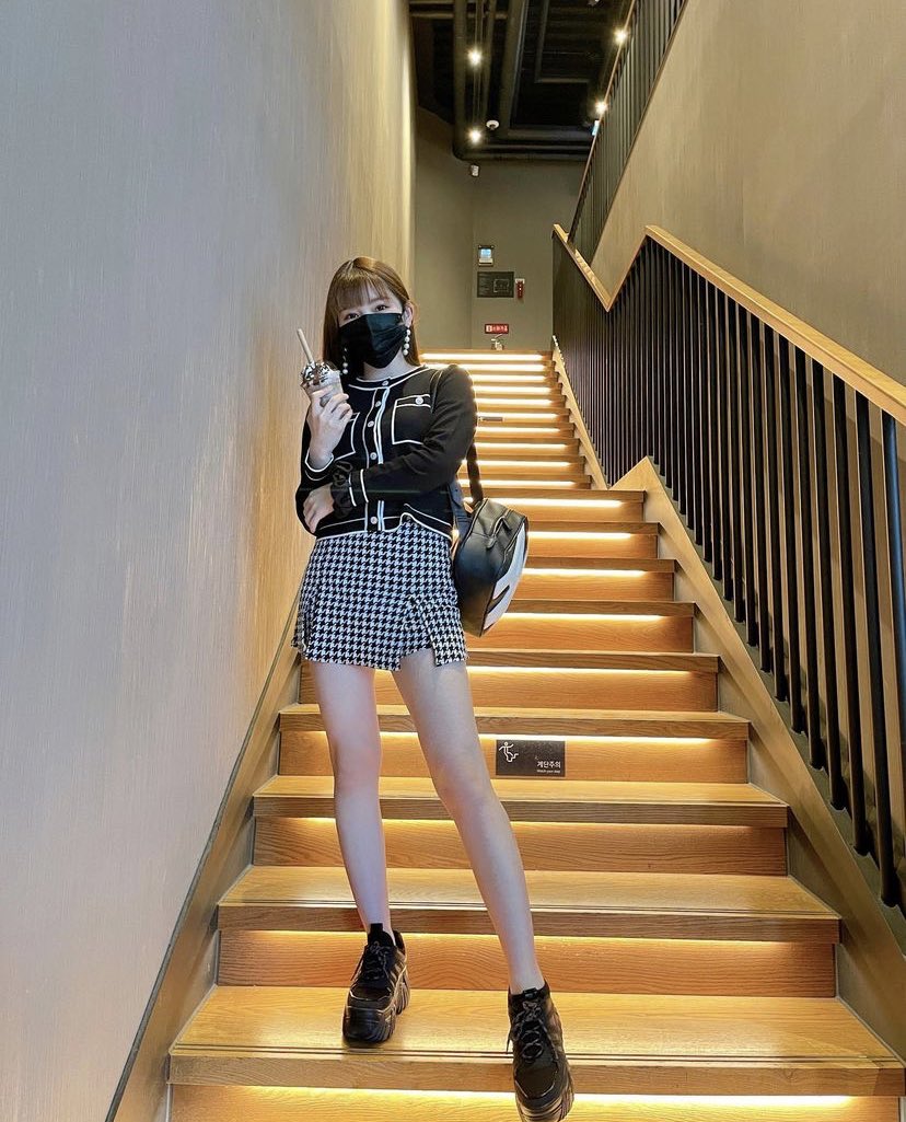 reinaarchive's tweet photo. 210927 #kuboreina #久保玲奈
— © kubo_reina_official 📸 (IG update)

↬ “Actually, I have a lot of black clothes too 😂 lol”

#GirlsPlanet999 #걸스플래닛999 https://t.co/KefBYt9Nos