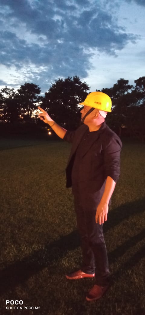 apnarajeevnigam's tweet image. कल रात अचानक पहुंचा था ठीक 8.45 पे... लेकिन फोटो आज आ पायी है.. देरी के लिए माफ़ी