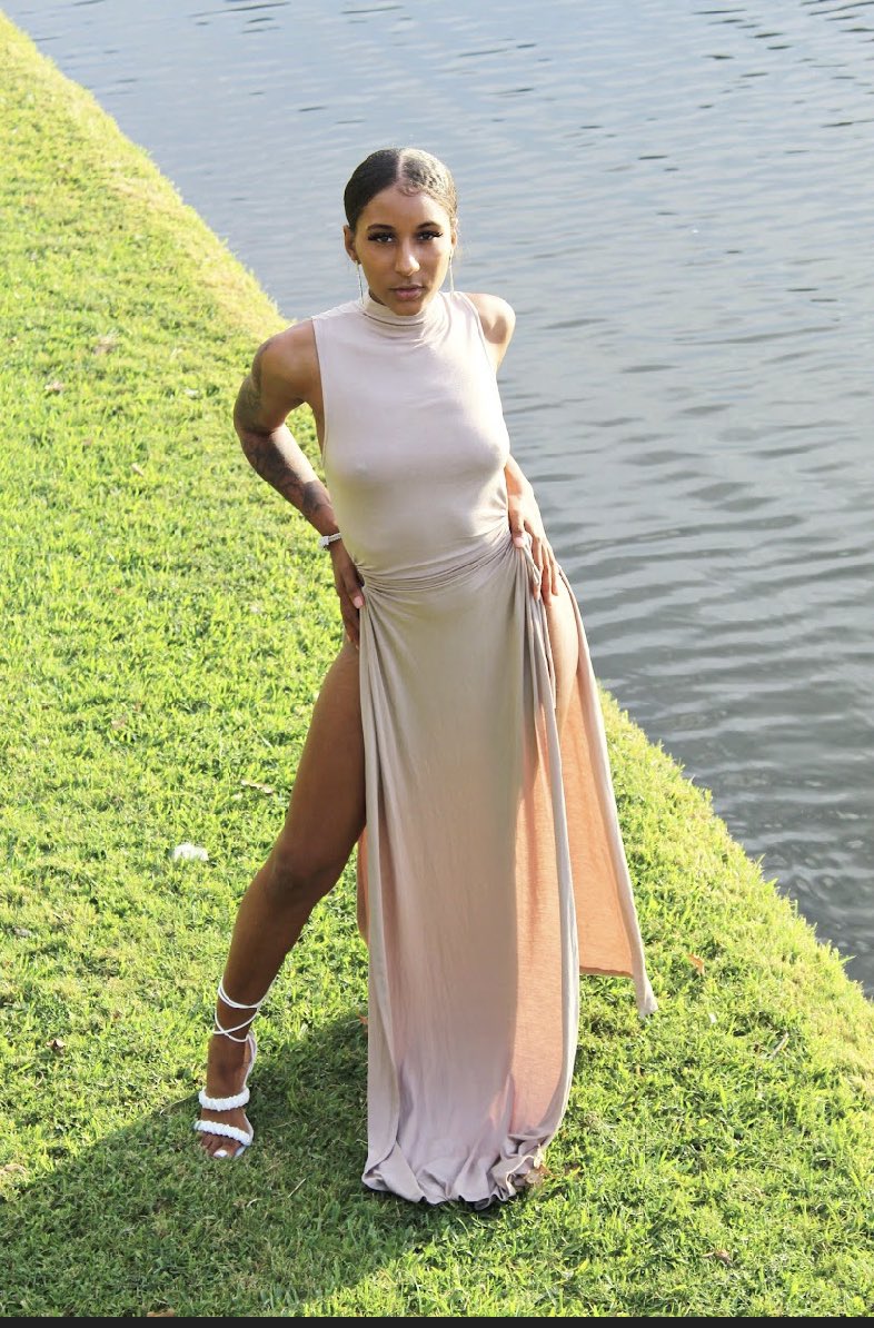 Shop This Look ✨🛍
NichelleKloset.com
S-L Available  #FashionWeek #BlackOwnedBusiness #boutique #ShopeeMY #Trending
 <a href="/alluringtemp/">Alluring Temptations Agency LLC</a> 📸