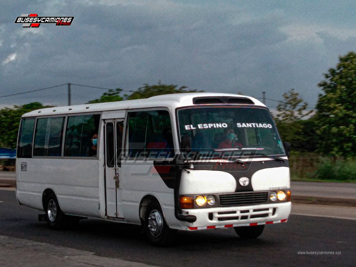 busesycamiones's tweet photo. / El Espino - Santiago
📸 Aporte: @kingofthestreet_507
Recuerda enviar tus aportes al correo de nuestra historia destacada😉
#BusesYCamiones #Panamá #Buses #Toyota #ToyotaCoaster #BCPTY https://t.co/iEooztXcxJ