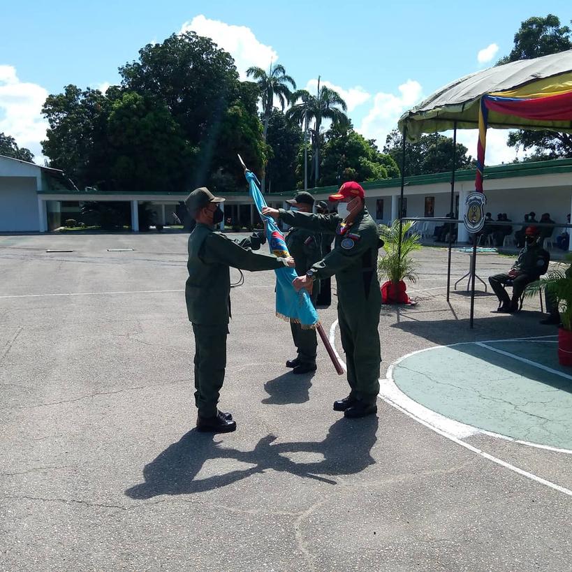 amb_Efotrop's tweet photo. #27Sep |||📌Entérate
En el Patio de Honor de nuestra Casa de Estudios se realizó acto con motivo a la Transmisión de Mando de la Dirección de la Escuela de Formación de Tropas Profesionales.
En presencia del 2do Comandante y Jefe del Estado Mayor GD. José Luis Parra Sosa. https://t.co/NmJgzVJEmc