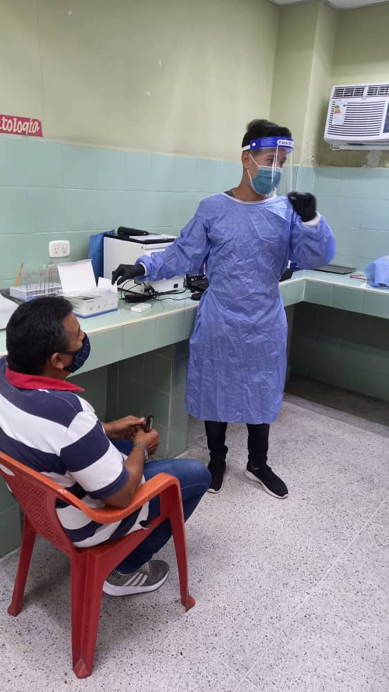 MAGALISGARCA2's tweet photo. En cada consulta médica que se brinde con calidad está presente el mejor homenaje a los CDR. #Aniversario61CDR #CubaPorLaVida #CDRCuba #SomosDelBarrio #ACubaPonleCorazón @cubacooperaven @cubacolabora @Besnoymp_26 @NelaTa83 @unidad_central https://t.co/3uncwqYHVE