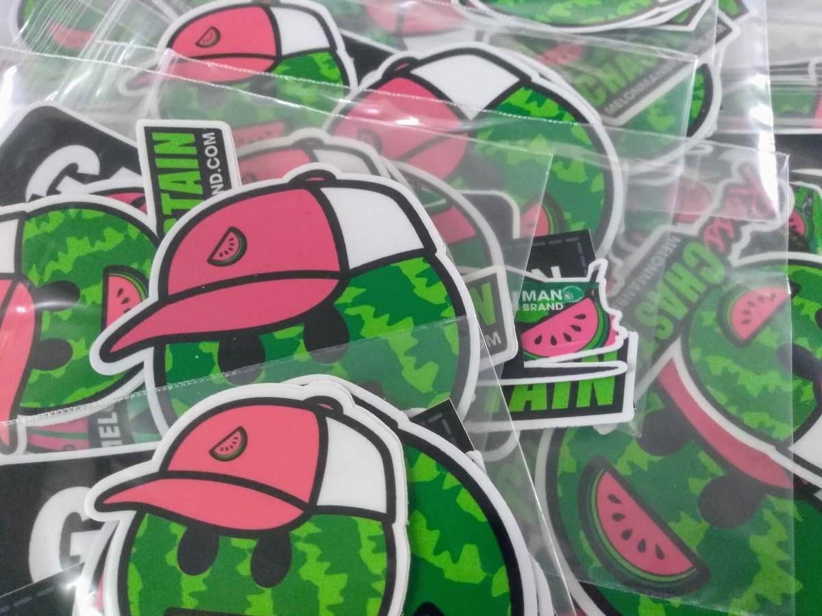 melonmanbrand's tweet photo. 🚨#Giveaway alert!!🚨If you’d like a chance to win a free #MelonManBrand sticker pack, all you have to do is:
1️⃣ follow @melonmanbrand and @rosschastain,
2️⃣ like and retweet this post

Three lucky winners will be selected at noon on Thursday! Good luck!🍉🍉🍉 https://t.co/qiHUEDmuBO