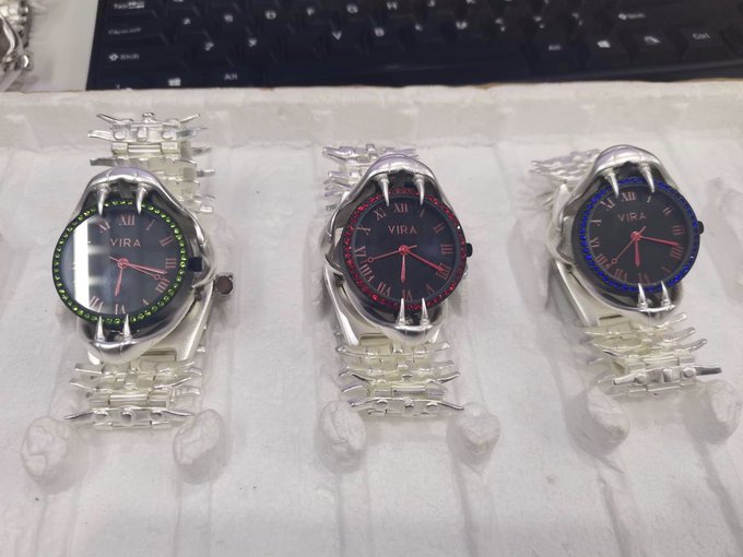 I&rsquo;ve been MIA trying to master this watch. Took half a year for this process 😍 https://t.co/SroOuKaU
