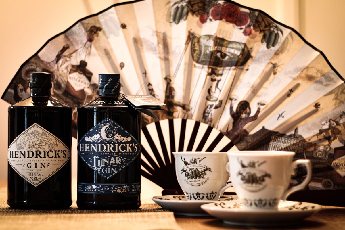 gin_and_beer's tweet photo. [AD - GIFTED]
With @IntScotGinDay right round the corner snag yourself a #ScottishGin digital trip

#HendricksAir departs via your computer on Thursday 30th September at 7pm

Grab your ticket from @MasterOfMalt... includes both @HendricksGin gins pictured, tea cups &amp; a fan 🥒🌹🏴󠁧󠁢󠁳󠁣󠁴󠁿 https://t.co/CJtCMjkueW