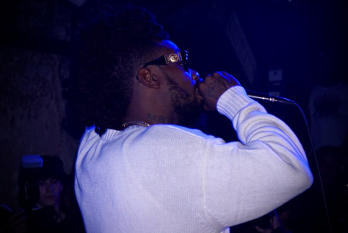 TheBasedOne_'s tweet photo. Couple #Basedone Shots From @MarinoInfantry NY SOLD OUT SHOW ๐ฝใฝ๏ธ https://t.co/J2tmAk5PoS
