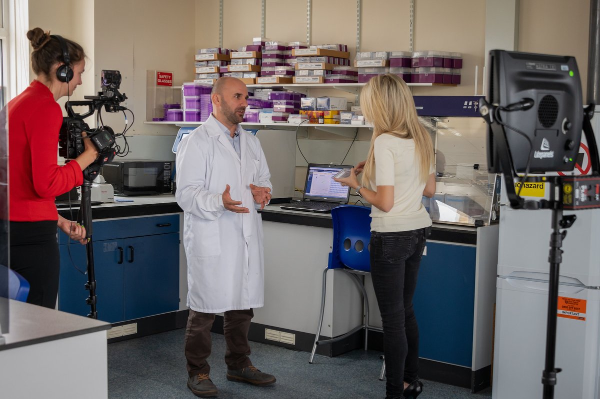 LaraLewington's tweet photo. Went back to film at my old uni @YourStMarys today about nutrition genetics, which involved me giving away yet more of my DNA for the purposes of this @BBCClick story. (And filling a bottle with spit takes longer than you'd imagine, in case you wondered). https://t.co/RWWz7psY3W