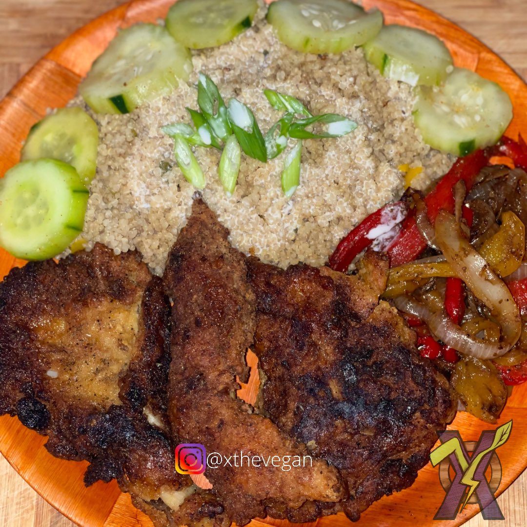 xthevegan's tweet photo. 🍚 Coconut Veggie Quinoa 
🍄 Fried Jerk Oyster Mushroom 
🫑 Veggie Stir Fry (Onions n Peppers) 
🥒 Cucumber Salad https://t.co/dQPY5VCl8u