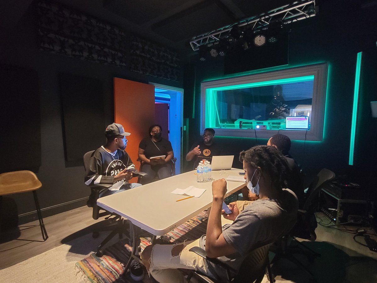 CreativeCultGrp's tweet photo. One of our many educational events. Teaching Artists, Songwriters &amp; Producers the basics in Music Royalties https://t.co/j1HRTPTa1M