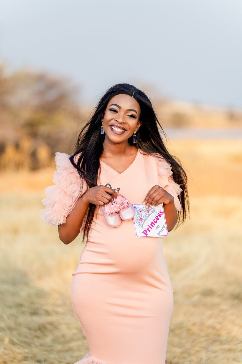 sn_creative_'s tweet photo. Beauty and perfection go together.. BOOK a shoot and create beautiful memories
#maternityshoot #maternity #SNCreativePhotography #sncreative #nikonZ6ii #twitterKM https://t.co/VnhCWR1YMC