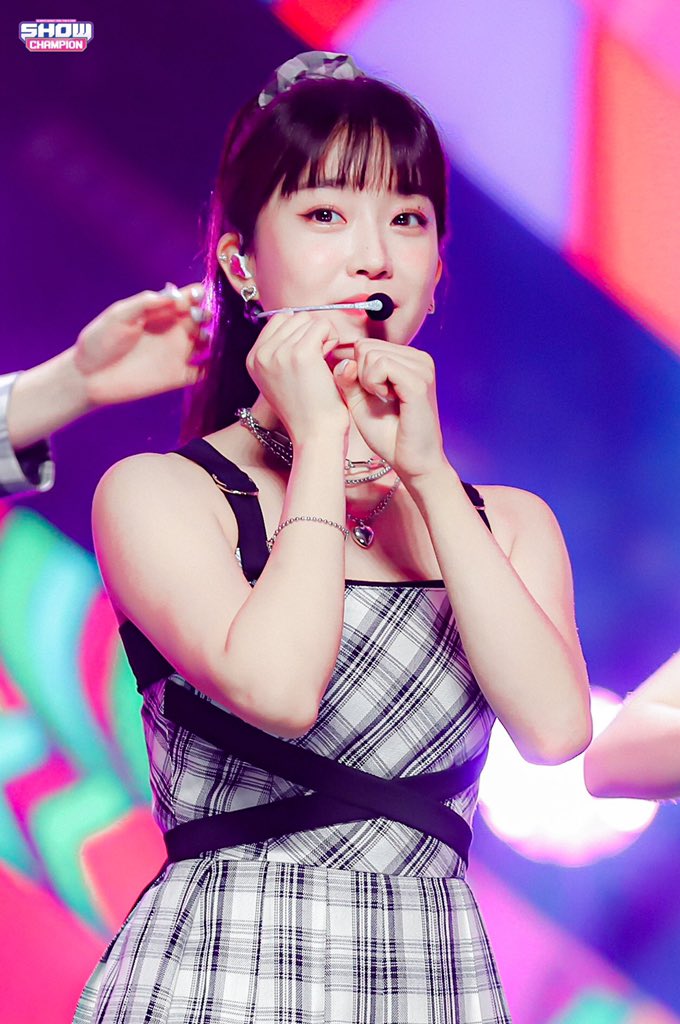 suminpic's tweet photo. #STAYC #SUMIN #수민 https://t.co/G5Cx9eAFzw
