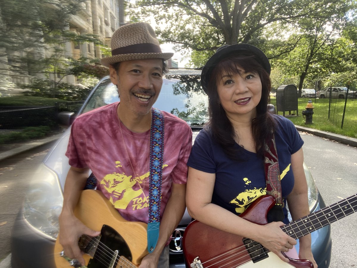 greaterashmont's tweet photo. Join us tommorrow at the @AshmontFarmMkt from 3-7pm!
We will have Live Music this week, courtesy of @tokyotramps we are giving away over 150 children's books #BobbyMac is back,@farmhousemeats1 @TheFoodProject @DotFoodCoop @smiledrinks @AmalCreams #SiblingOrganicFarms #ShopLocal https://t.co/v5cYjs8ksR