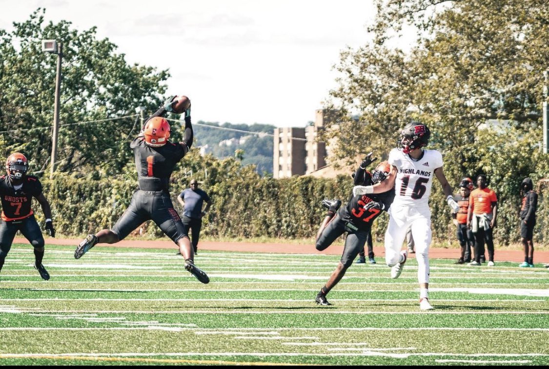 AhsinJacobs's tweet photo. Sometimes you just have to  go 🆙 and go get it ‼️#Bouncebackweek @EastsideGhostFB https://t.co/jIbyzS5BmU