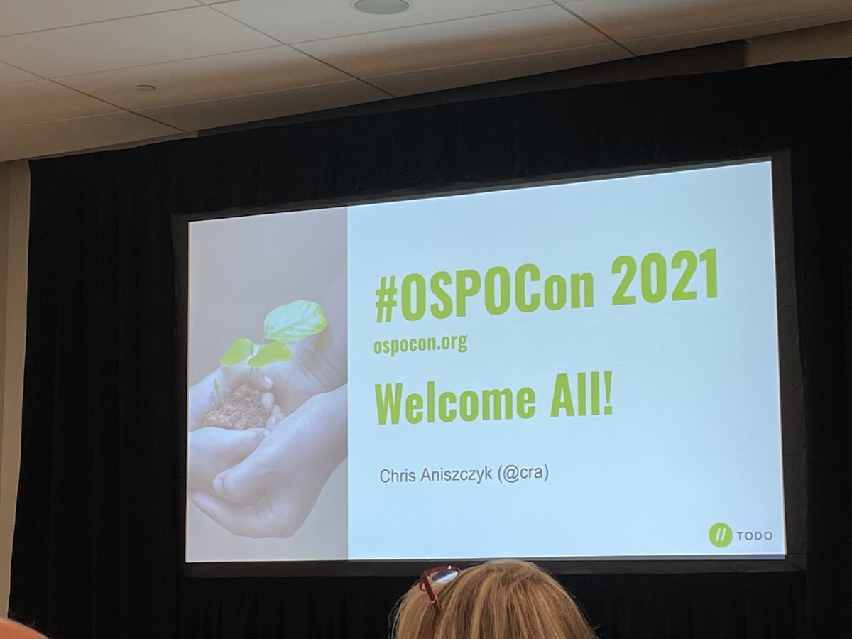 ATechGirl's tweet image. . @cra CTO ⁦@CloudNativeFdn⁩ kicks off #OSPOCon at #ossummit