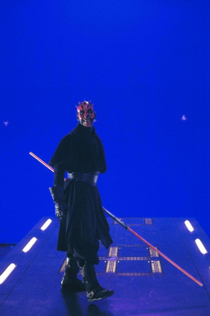 jynmystardust's tweet photo. it’s picture day at the sith temple, palps wants to show off his #1 lil menace https://t.co/3yEOIUGMc1