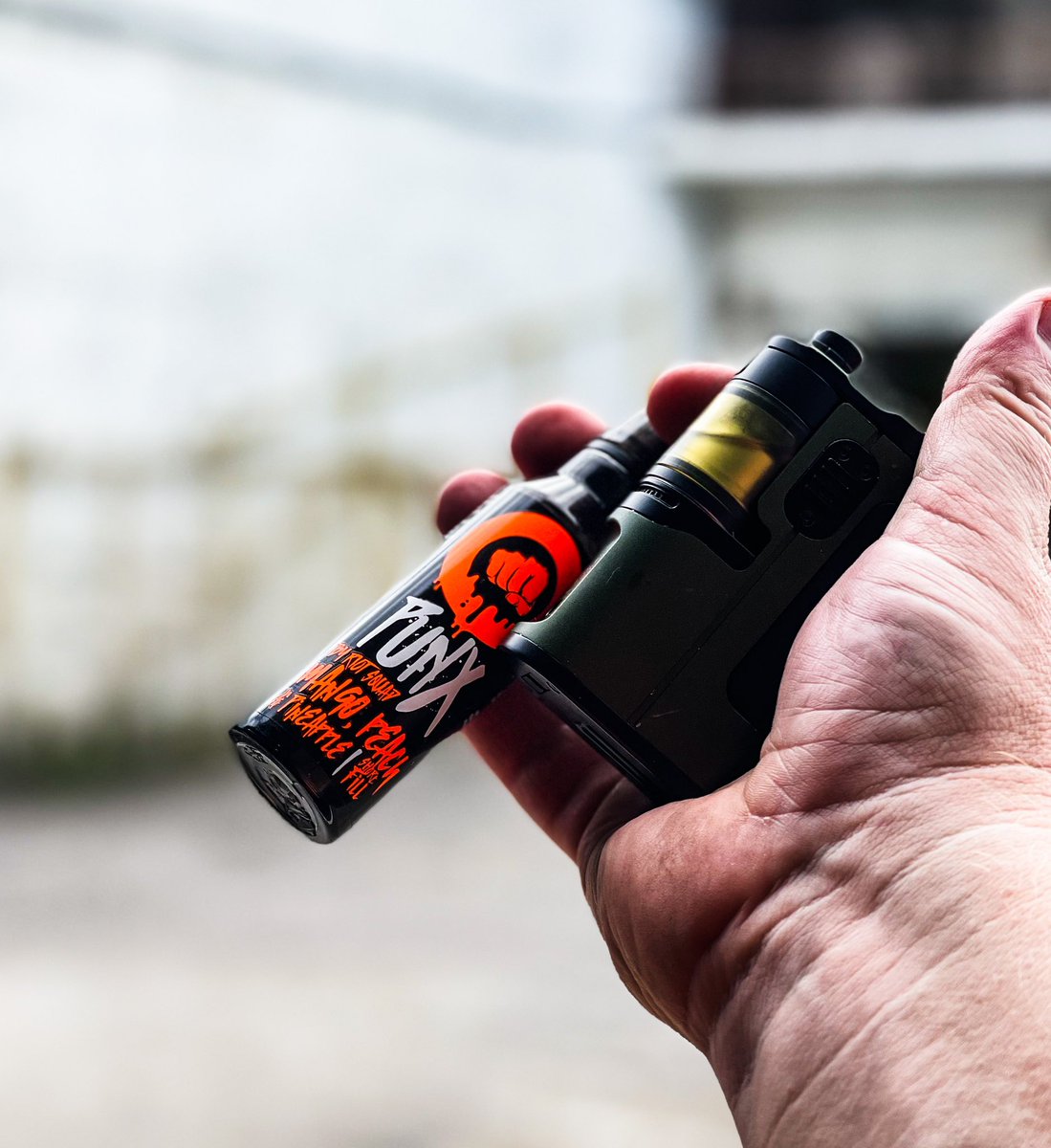 Today’s punx carry, mango peach &amp; pineapple 😋

riotsquadeliquid.com
@RiotSquadVapes 

#riotsquadeliquid  #vaping #punxeliquid #vapefruit #vapeworld #vapeatwork #vapecarry