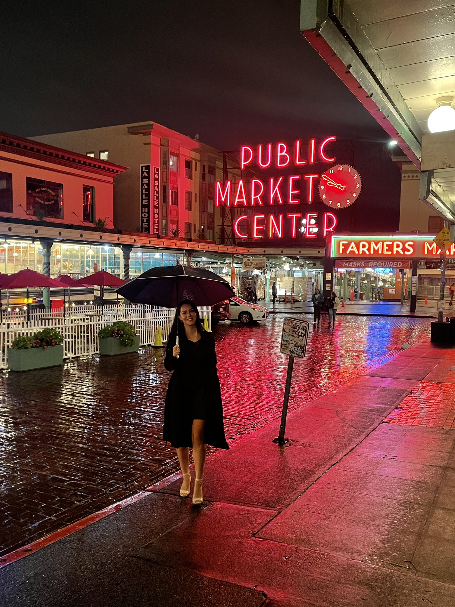 Alina Lopez on Twitter: "Enjoy this wholesome photo of me in my