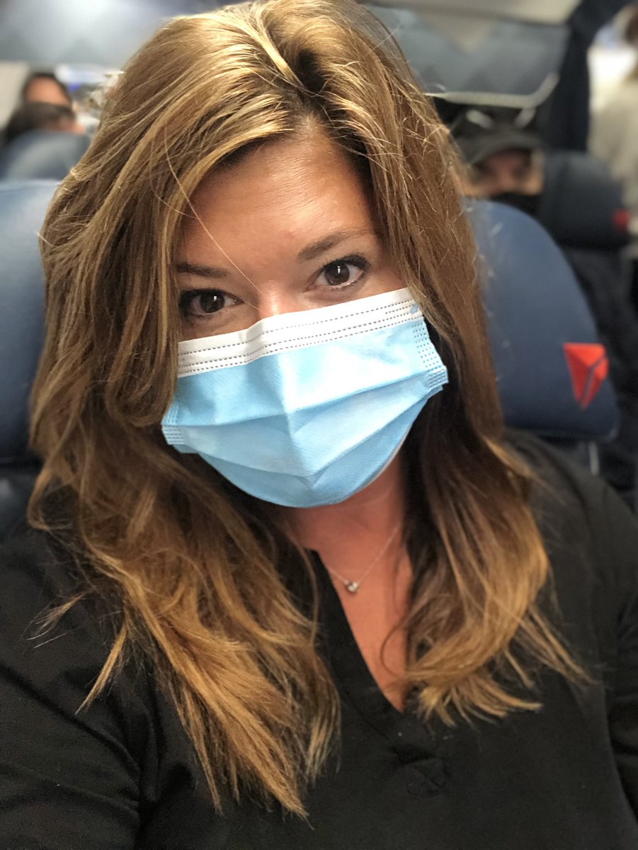 Katharine Mobley tweet media