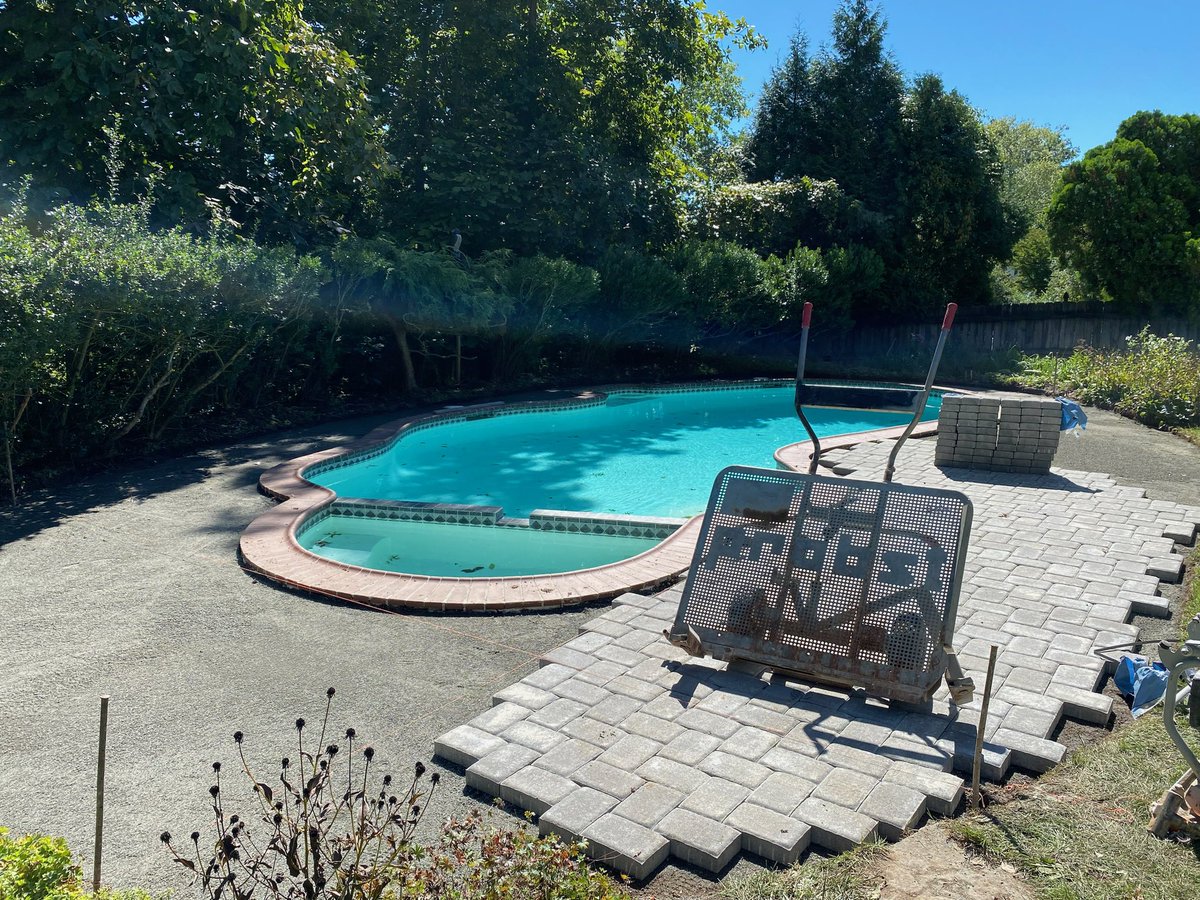 Globalpaving1's tweet photo. This weather is making it feel like it’s still summer! @belgard pool patio going in! 
.
.

 #pavingstones #hardscape #hardscapes #outdoorliving #cambridgepaver #morriscountynj #NJ #homeimprovement #njcontractor #pavingstones #walkway #pavers #belgiumblock
#hardscaping #masonry https://t.co/1cH6WebuJZ